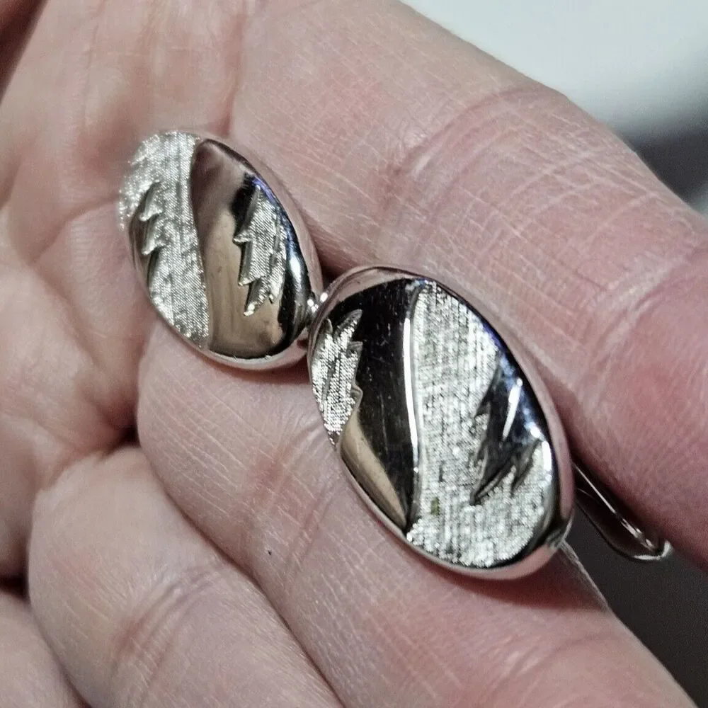 Vintage Swank Silver Tone Oval Textured Leaf Design Cufflinks